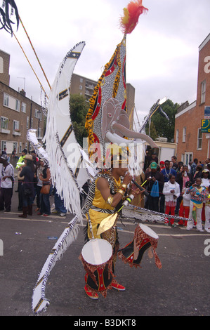 Les artistes interprètes ou exécutants à Notting Hill Carnival Août 2008, Londres, Angleterre, Royaume-Uni Banque D'Images