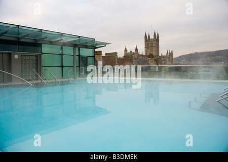 Complexe Spa sur le toit chaud à Bath, Angleterre Banque D'Images