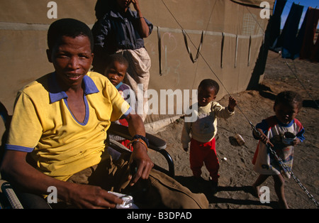 Homme handicapé à l'Schmidtsdrift au nord du Cap, Afrique du Sud. Banque D'Images