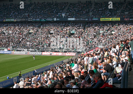 Football, 2. Bundesliga Borussia Moenchengladbach, 2007/2008, contre-SV Wiesbaden 3:0, stade Borussia Park, foule de spectateurs, fans Banque D'Images