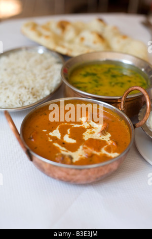 Le poulet tika massala dans une Brick Lane Restaurant Banque D'Images