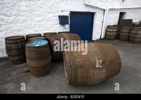 Barils de whisky à la distillerie de Bruichladdich Isle of Islay Argyll et Bute Ecosse UK Banque D'Images