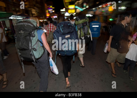 Bacpackers de Khao San Road, Bangkok, Thaïlande. Banque D'Images