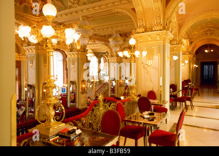 New York cafe à Budapest Hongrie Banque D'Images