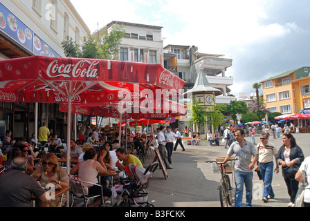 ISTANBUL. Restaurants et cafés sur l'un des, Buyukada Îles des Princes dans la mer de Marmara. L'année 2008. Banque D'Images