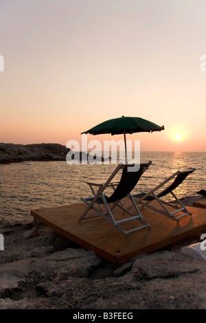 Dernier recours sur les rochers en vacances à partir de l'île de san domino île tremiti foggia gargano mer ardiatic fg mediterran Banque D'Images