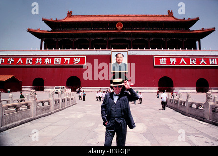 ELTON JOHN EN CHINE 1983 Banque D'Images