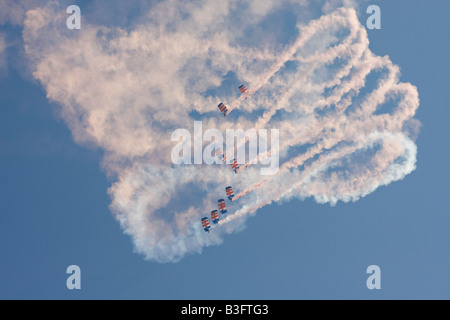 L'équipe de démonstration de parachutisme Falcons RAF Charité RAFA Sussex England Aéroport Shoreham Airshow Banque D'Images