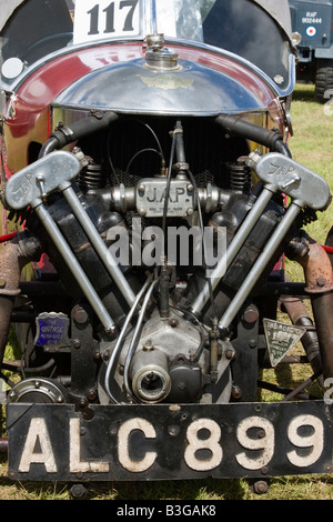 JAP V Twin V2 sur l'avant du moteur classic 1930 Morgan Aero Super voiture de sport Banque D'Images