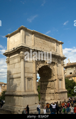 Arc de Titus sur la Via Sacra à Rome Italie Banque D'Images