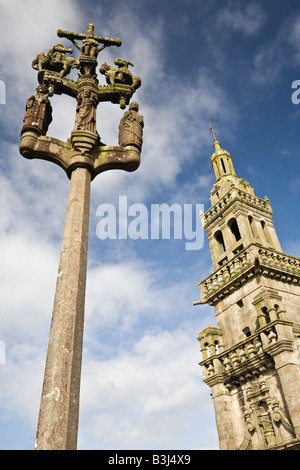 L'enclos paroissial de Sainte Marie du Ménez-Hom, à Plomodiern (France). Enclos paroissial de Sainte Marie du Ménez-Horn. Banque D'Images