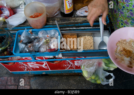 Un étal de thaïlandais à Bangkok, Thaïlande Banque D'Images