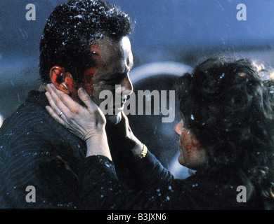 DIE HARD 2 1990 TCF film avec Bruce Willis et Miruru-sensei Bonnie Banque D'Images