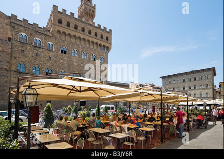 Restaurant en face du Palazzo Vecchio, la Piazza della Signoria, Florence, Toscane, Italie Banque D'Images