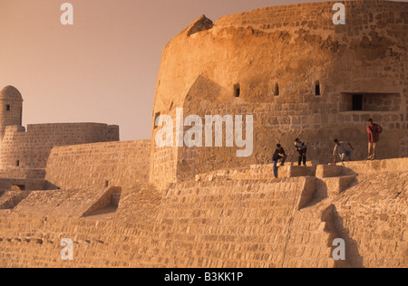 Moyen-orient, le Royaume de Bahreïn (arabe : Mamlakat al-Baá'¥rayn), le fort de Bahreïn de Qal'at près de la ville de Manama. Banque D'Images