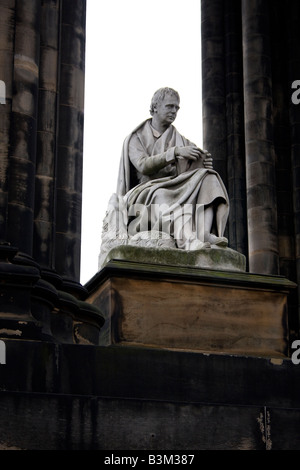 Sir Walter Scott monument situé sur Princes Street Gardens, Édimbourg, Écosse, Royaume-Uni Banque D'Images