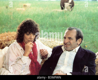 L'humidité ascensionnelle 1980 ITC/Black Lion film avec Leonard Rossiter et Frances de la Tour Banque D'Images