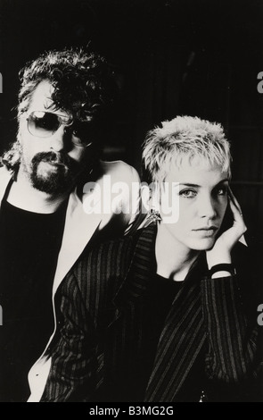 Photo de promotion EURYTHMICS UK duo avec Annie Lennox et Dave Stewart vers 1987 Banque D'Images