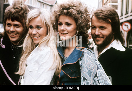 Groupe de pop suédois ABBA, Bjorn Ulvaeus, gauche Agnetha Faltskog, Frida Lyngstad et Benny Anderson Banque D'Images