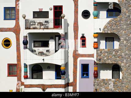 Maison en pierre de construction Steinhaus Rogner Thermal Spa et Hôtel par Friedensreich Hundertwasser Bad Blumau Autriche Banque D'Images