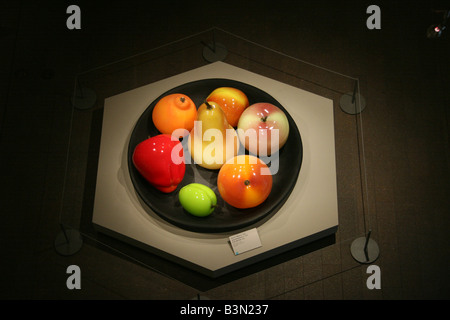 Fruit Still Life par Flora C. Mace et Joey Kirkpatrick, 1997. Banque D'Images