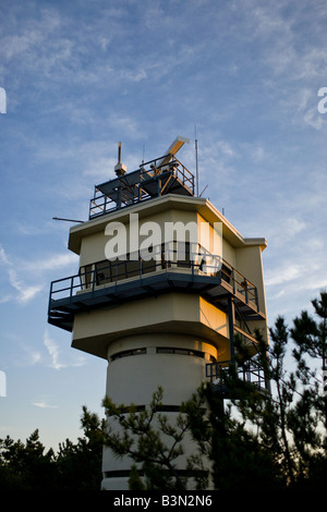 La tour radar pilote au parc provincial de Cap Henlopen au Delaware, Etats-Unis. Banque D'Images