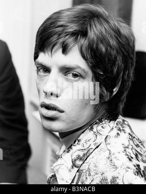 ROLLING STONES : Mick Jagger en janvier 1967 Banque D'Images