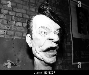 Portrait craché programme TV Juin 1984 David Owen Portrait craché puppet mirrorpix Banque D'Images