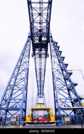 Middlesborough Transporter Bridge Teeside fleuve Tees Yorkshire Yorkshire North East England UK engineering transport voyages Banque D'Images