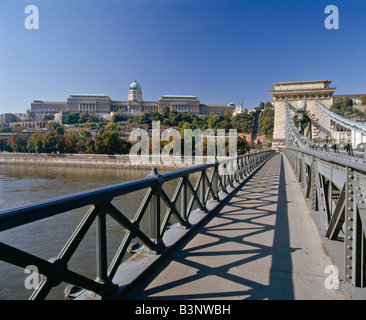 Pont Szechenyi Lanchid sur Danube Budapest Hongrie Banque D'Images