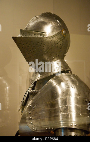 Three-Quarter Cuirassier Armor / 1605-10 Banque D'Images