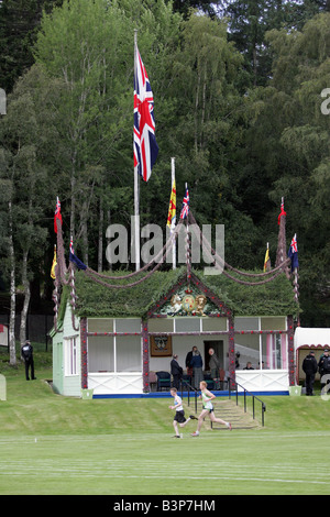 Le Pavillon Royal, où la famille royale s'asseoir à la Braemar Collecte, Aberdeenshire, Scotland, UK Banque D'Images