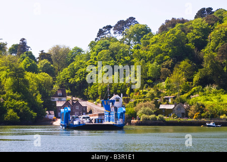 Harry King Ferry Chaîne, rivière Fal, relie St Mawes à la péninsule de Roseland avec Feock, Cornwall Truro Grande-bretagne UK 2008 Banque D'Images