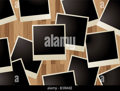 Collection de photos type polaroid en blanc sur un fond de bois Banque D'Images