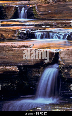 Cascade et rockpools, Australie Banque D'Images