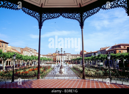 La place Cervantes. Alcala de Henares. Province de Madrid. L'Espagne. Banque D'Images