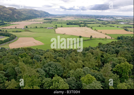 Terres agricoles sur les terres agricoles fertiles de Stirling Carse à côté de la rivière Forth en Écosse Banque D'Images