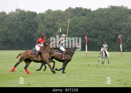 Tournoi de Polo match sports cavalier équitation motion man déménagement hors polo mallet player vitesse compétences veille sportifs Banque D'Images