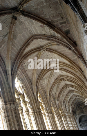 En monastère Santas Creus, l'Espagne. Mai 2006. Détails architecturaux. Banque D'Images