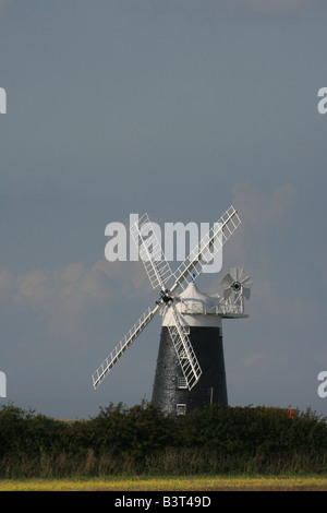 Moulin près de Burnham Overy Staithe Norfolk UK Banque D'Images