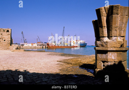 L'Asie, Liban. Ancien port autrefois utilisé par les croisés. Banque D'Images