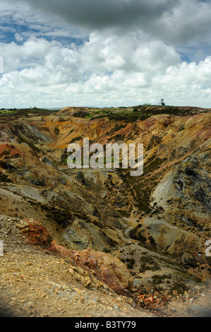 Parys mine de cuivre à ciel ouvert du nord du Pays de Galles d'Anglesey Banque D'Images