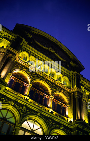 Buenos Aires, Argentine, du centre commercial Galerias Pacifico, au crépuscule. Banque D'Images