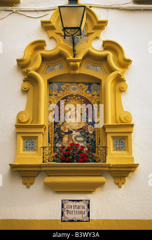 Vierge Marie carreau azulejo image sur plaque murale au Dos de Mayo El Arenal à Séville Andalousie Espagne trimestre Banque D'Images