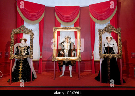 Les modèles de cire de la Reine Elizabeth I Henry VIII et de la Reine Mary J chez Madame Tussauds London, UK Banque D'Images