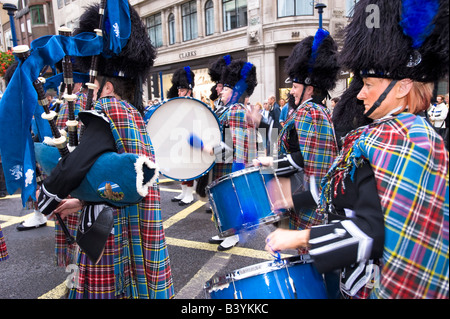 Groupe jouant écossais au cours de Regent Street Festival Londres W1 United Kingdom Banque D'Images