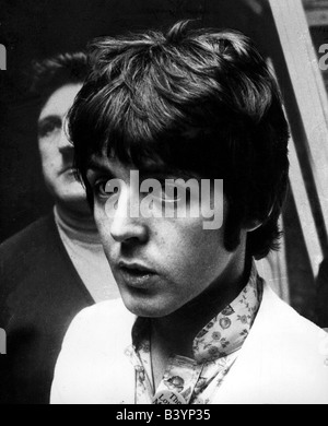 McCartney, Paul, * 18.6.1942, chanteur et musicien britannique, groupe, The Beatles, portrait, années 1960, Banque D'Images