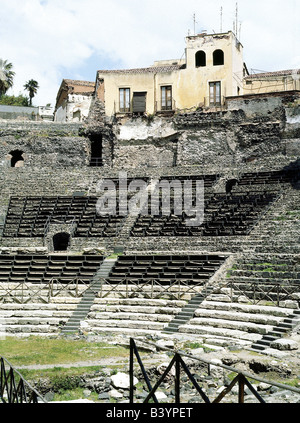 Géographie / voyage, Italie, Sicile, Catane, amphithéâtre romain, construit au 2ème siècle après Jésus-Christ, rangées de sièges, antiquité, empire romain, province Sicilia, depuis 263 avant JC, théâtre, ruine, Banque D'Images