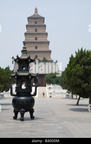 Avec l'encens Big Goose Pagoda sur l'arrière-plan à Ci'en Si Temple. Banque D'Images