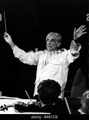 Bernstein, Leonard, 25.8.1918 - 14.10.1990, musicien américain, chef d'orchestre et compositeur, demi-longueur, à un concert, 70 ans, Banque D'Images